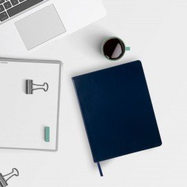 Тетрадь БОЛЬШОЙ ФОРМАТ (200x252 мм) В5, BRAUBERG "Metropolis Extra", под кожу, клетка, 80 л., синий, 111049