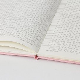 Блокнот А5 (148x218 мм), BRAUBERG "Metropolis Special", под кожу, 80 л., резинка, клетка, розовый, 111579