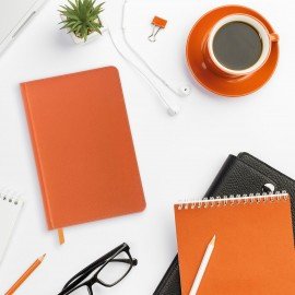 Ежедневник недатированный А5 138х213 мм BRAUBERG "Rainbow" под кожу, 136 л., оранжевый, 111668