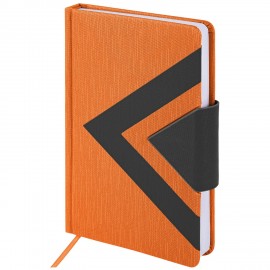 Ежедневник недатированный А5 138x213 мм BRAUBERG "Waves" под кожу, застежка 160 л., оранжевый/черный, 111878