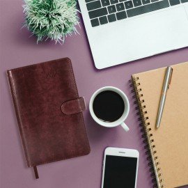 Ежедневник датированный 2025, А5, 138x213 мм, BRAUBERG "Legend", под кожу, застежка, коричневый, 115794