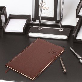 Еженедельник датированный 2025, 210х297 мм, А4, BRAUBERG "Imperial", под кожу, коричневый, 115943