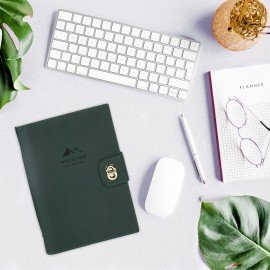 Ежедневник-органайзер недатированный B5 167х240мм BRAUBERG "Nova", под кожу, 160л, зеленый, 116202