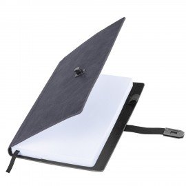 Ежедневник недатированный А5 152х220мм BRAUBERG "Sirius", под кожу, застежка 160л, черный, 116213