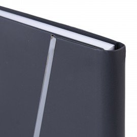 Ежедневник недатированный А5 145х213мм BRAUBERG "Vogue", под кожу, магнитный клапан, 160л, черный, 116223