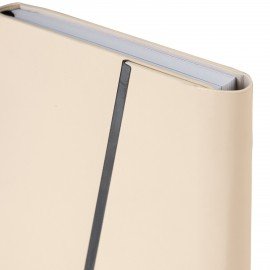 Ежедневник недатированный А5 145х213мм BRAUBERG "Vogue", под кожу, магнитный клапан, 160л, бежевый, 116226