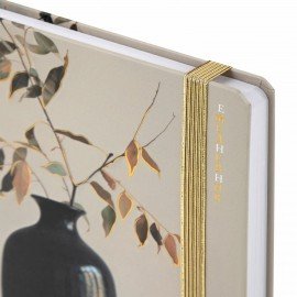 Ежедневник недатированный с резинкой А5 145х203мм, BRAUBERG, твердый, фольга, 128л, Vase, 116295