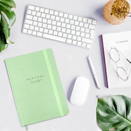 Ежедневник недатированный с резинкой А5 145х203мм, BRAUBERG, твердый, зеленый, 160л, Minimal, 116303