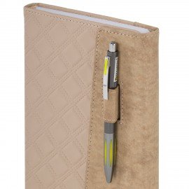 Ежедневник недатированный А5 145х215мм BRAUBERG Stitch, под кожу, магнит, 160л, бежевый, 116590