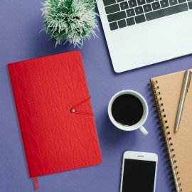 Ежедневник недатированный А5 138х213мм BRAUBERG Braided, под кожу, гвоздик 160л, красный, 116597