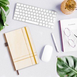 Ежедневник недатированный А5 145х210мм BRAUBERG "Natural", резинка, держатель 160л, деревянный, 117136