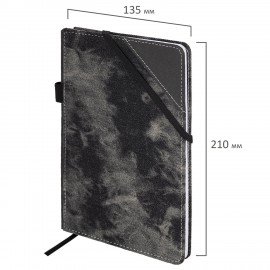 Блокнот А5 135x210мм BRAUBERG Denim, ткань/экокожа, резинка, держатель, 80л клетка, черный, 117140