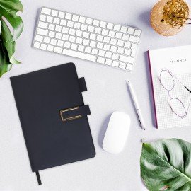 Ежедневник недатированный А5 143х210мм BRAUBERG Deluxe, под кожу, магнит 160л, черный, 117414, 117141