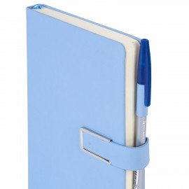 Ежедневник недатированный А5 143х210мм BRAUBERG Deluxe, под кожу, магнит 160л, голубой, 117144