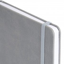 Блокнот А5 135x212мм BRAUBERG "Soft touch" под кожу, резинка, держатель, 80л клетка, серый, 117146