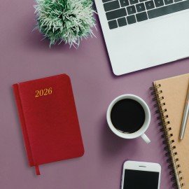 Ежедневник датированный 2026 МАЛЫЙ ФОРМАТ 100х150мм А6, BRAUBERG Iguana, под кожу, красный, 117251