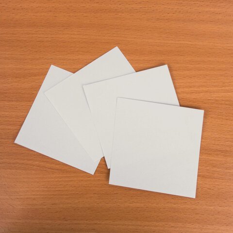 Блок для записей STAFF в подставке прозрачной, куб 9х9х5 см, белый, белизна 70-80%, 129194