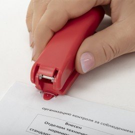 Степлер №10 BRAUBERG "SX-19", до 12 листов, с антистеплером, красный, 228589