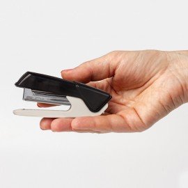 Степлер №10 BRAUBERG "ADVANCED", до 15 листов, с антистеплером, черный, 228746