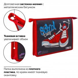 Папка для тетрадей ЮНЛАНДИЯ А4, 1 отделение, пластик, на молнии, "Sneakers", 229104