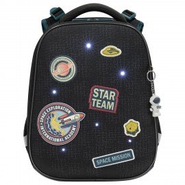 Ранец BRAUBERG PREMIUM, 2 отделения, с брелком, "Space mission", LED ЛАМПОЧКИ, 38х29х16 см, 270599