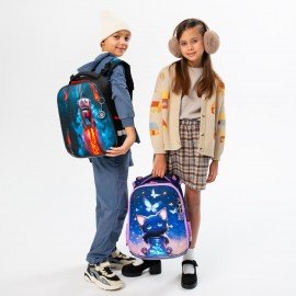 Ранец BRAUBERG PREMIUM, 2 отделения, с брелоком, "Night catcher", СВЕТЯЩИЙСЯ, 38х29х16 см, 273099