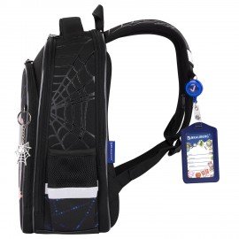 Ранец BRAUBERG QUADRO, 3 отделения, с брелком, Fire spider, 37х28х18 см, 273106