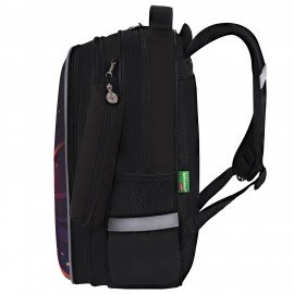 Рюкзак BRAUBERG KIDS MIND с пеналом в комплекте, 2 отделения, "Football", 40х28х18 см, 273178