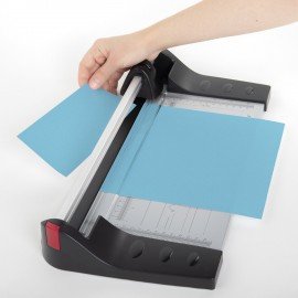 Резак роликовый BRAUBERG EXTRA A4, до 10 л., длина реза 320 мм, металлическое основание, 532325