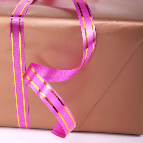 Лента упаковочная декоративная для подарков, золотые полосы, 12 мм х 45 м, розовая, ЗОЛОТАЯ СКАЗКА, 591825
