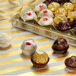 Набор конфет FERRERO "Collection", Ассорти из 3 вкусов с RAFFAELLO, 269,4 г, 9020000000556