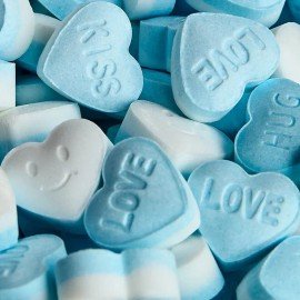 Драже освежающие в форме сердца LOVE IS вкус мята, 20 г, 709242